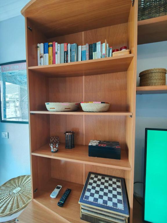 Knihovna v apartmánu