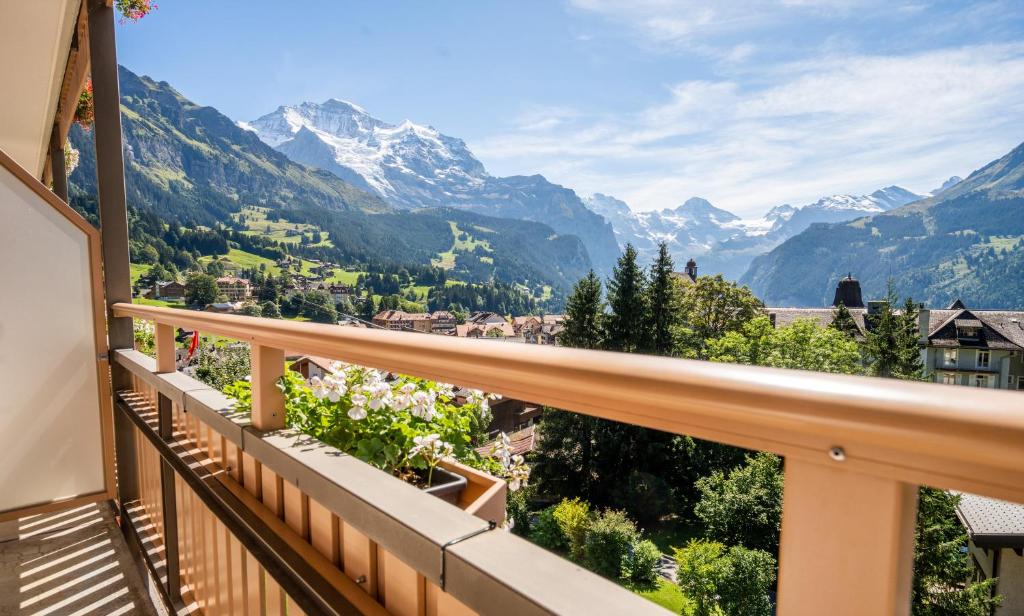 Hotel Jungfraublick photo