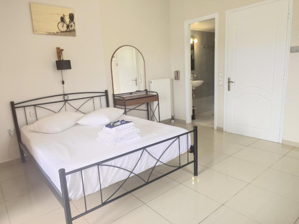 Postel nebo postele na pokoji v ubytování Iris Apartments Ithaca