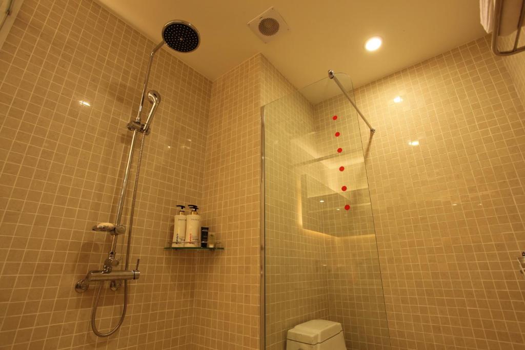 Koupelna v ubytování Yuwon Hotel