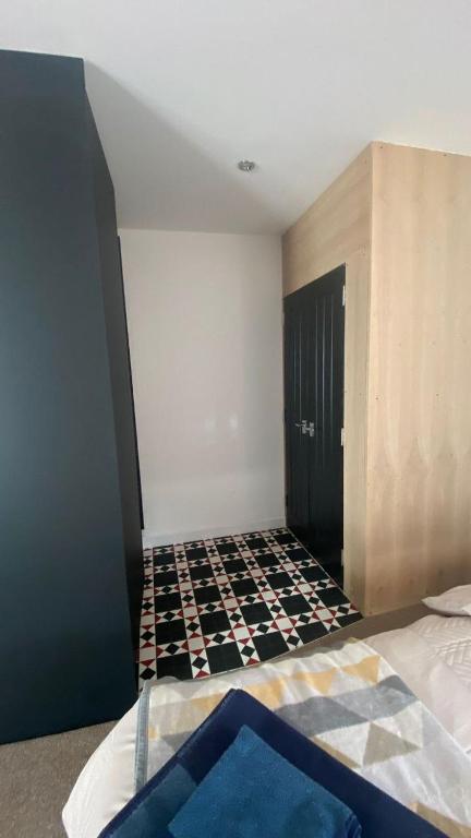 Postel nebo postele na pokoji v ubytování Luxury beach front rooms- PMA
