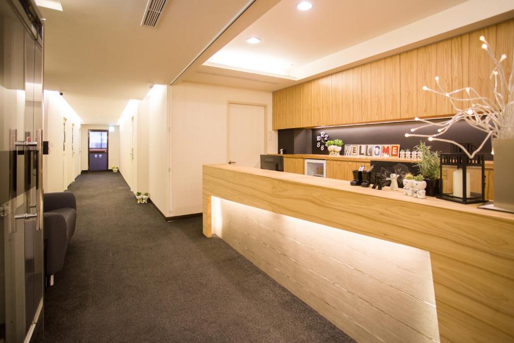 Kuchyň nebo kuchyňský kout v ubytování Fun Inn Taipei Hostel