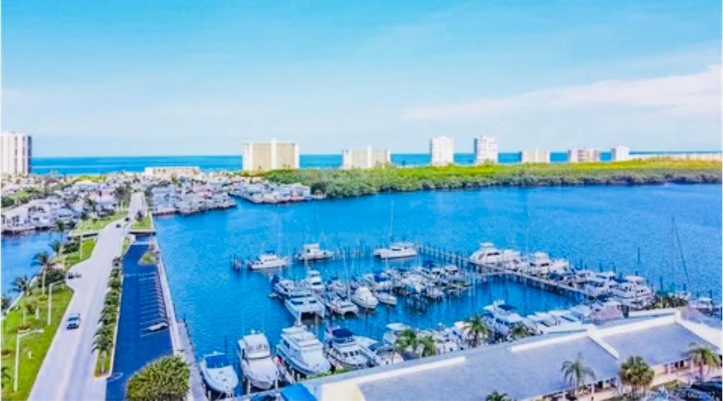 Ultimate Beach House, Jensen Beach (updated prices 2024)