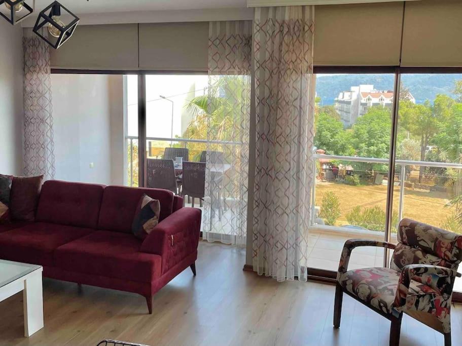 Posezení v ubytování Deniz Manzaralı, Plaja 100 Metre, Luks Daire 4
