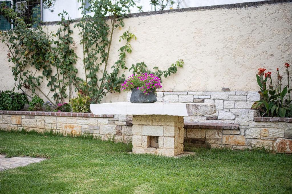 Zahrada ubytování Harmony Garden Suite near Corfu Town