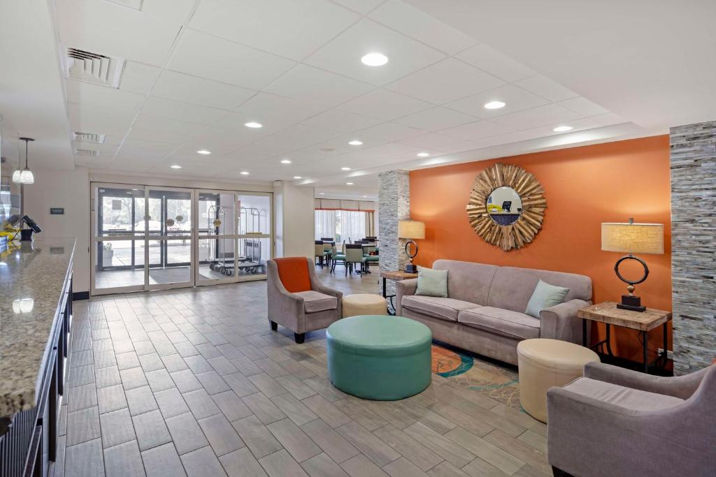 Best Western Plus Chicagoland - Countryside photo