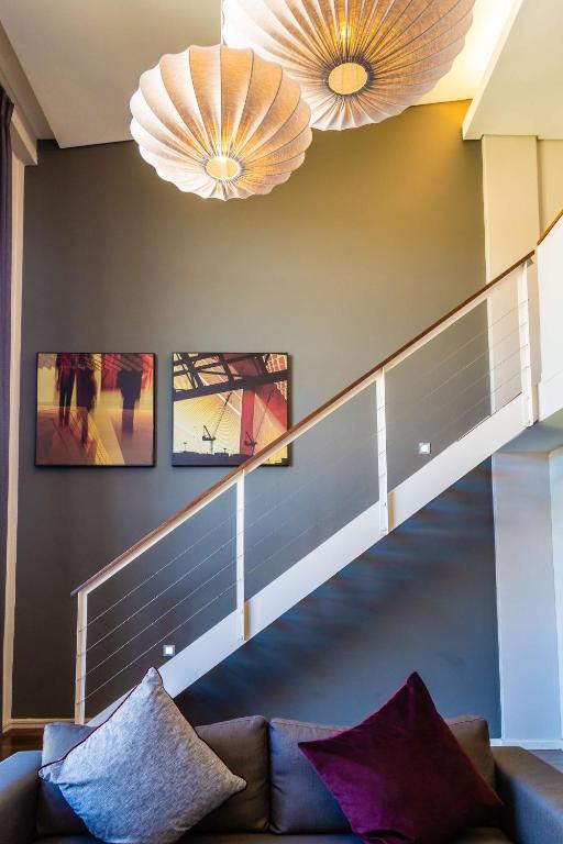 DoubleTree by Hilton Cape Town Upper Eastside - King Suite - Loft