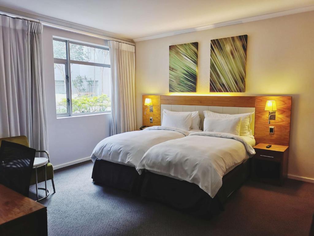 DoubleTree by Hilton Cape Town Upper Eastside - Twin Room