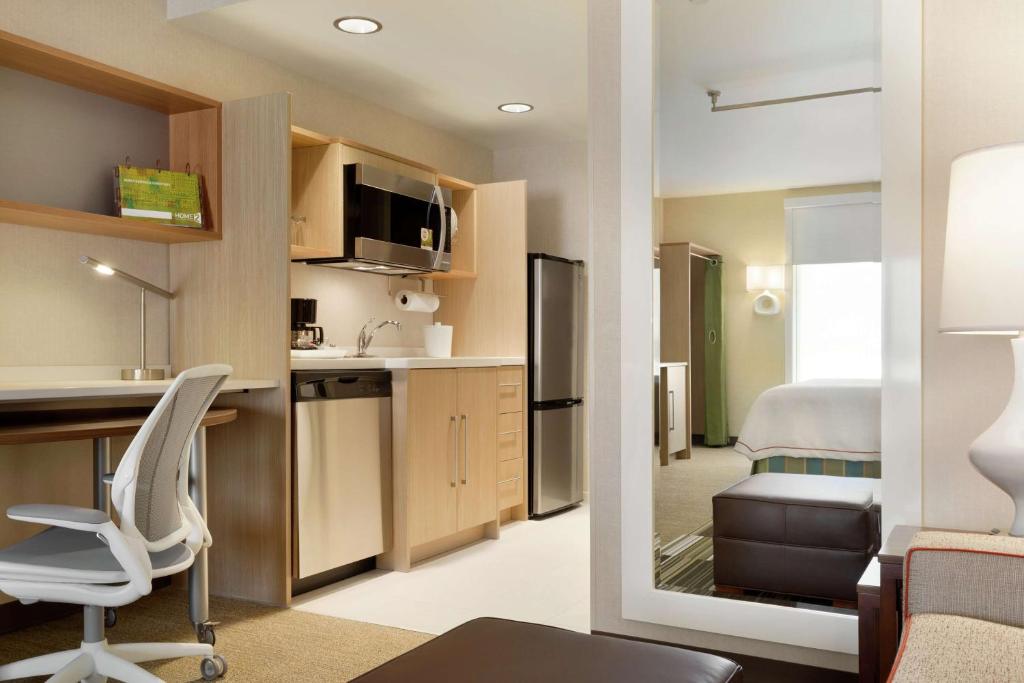 Kuchyň nebo kuchyňský kout v ubytování Home2 Suites By Hilton Richland