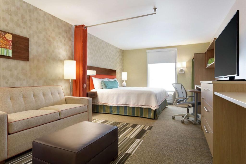 TV a/nebo společenská místnost v ubytování Home2 Suites By Hilton Richland