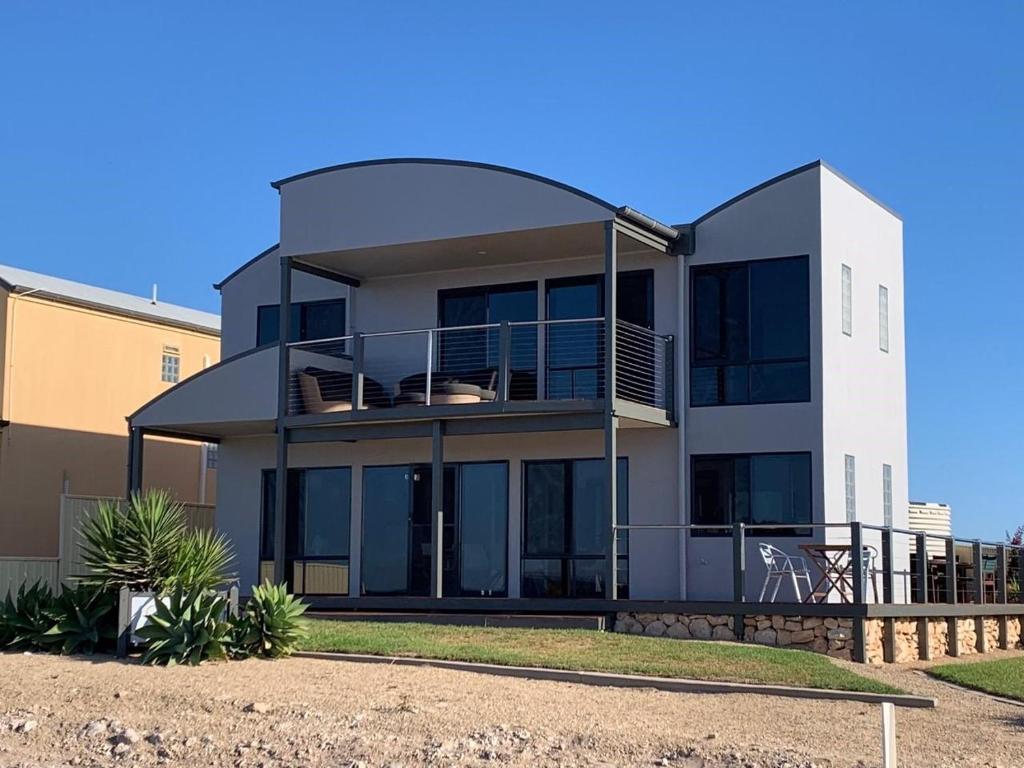 Sunset Cove Beach House, Point Turton (updated prices 2024)