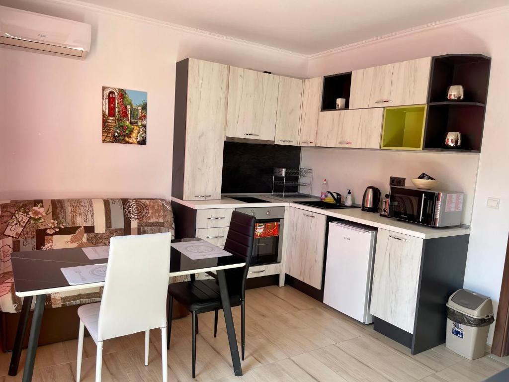 A Tiny Flat
