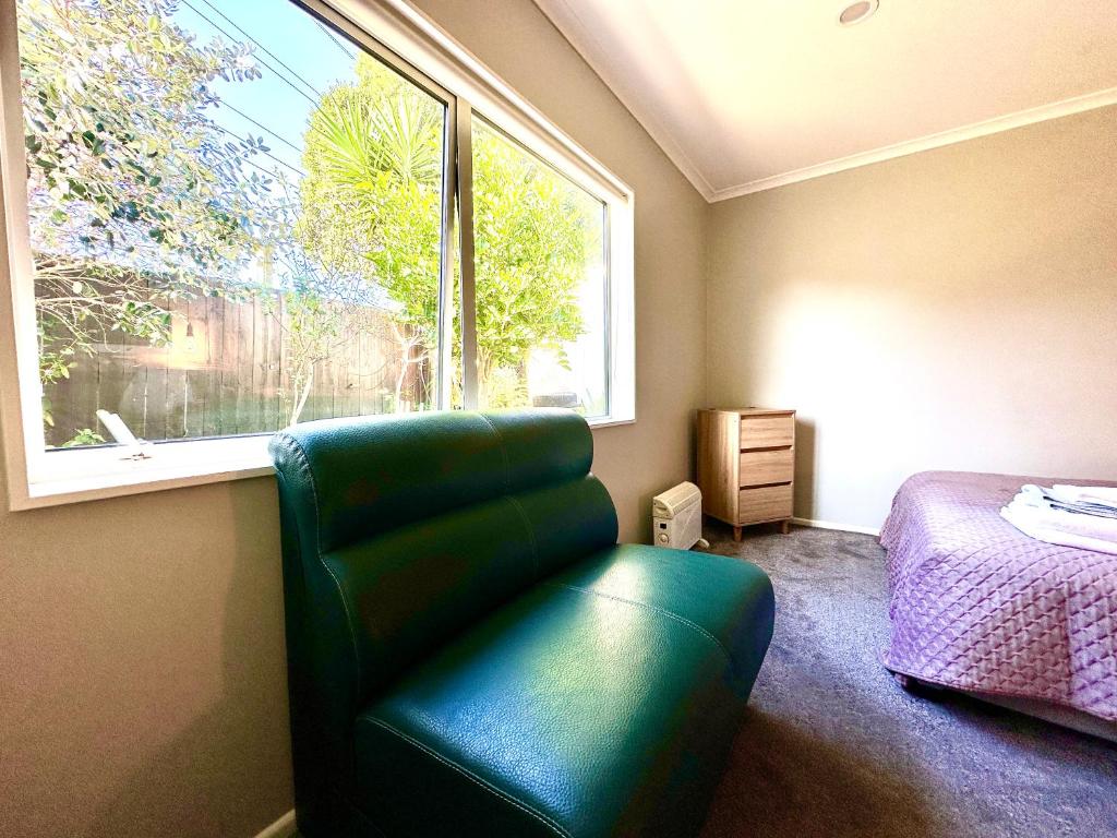 Modern Private 2 Bedroom Home-unit in Albany with Netflix - Resim 24