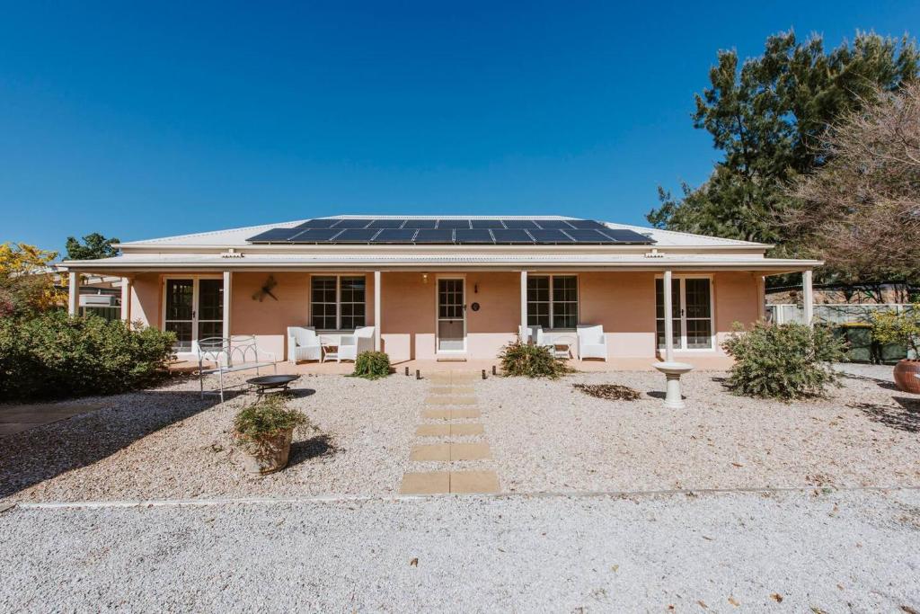 'Pebble Lane Cottage' A Charming Mudgee Stay, Mudgee (updated prices 2024)