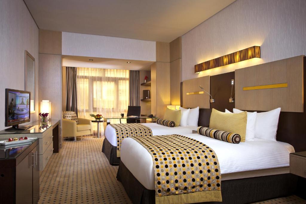 TIME Grand Plaza Hotel, Dubai Airport - Deluxe King Room