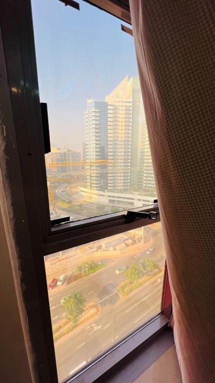 Gallery image ng Double window Partition Room in Tecom Near Metro sa Dubai
