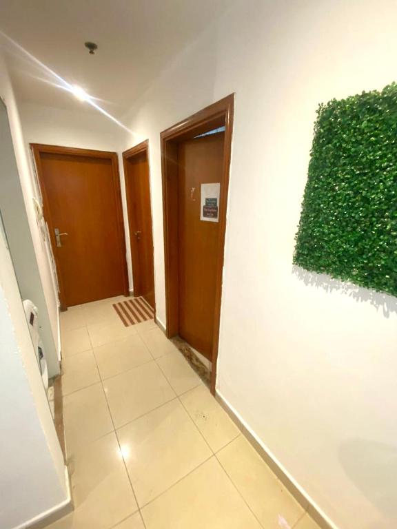 Gallery image ng Double window Partition Room in Tecom Near Metro sa Dubai