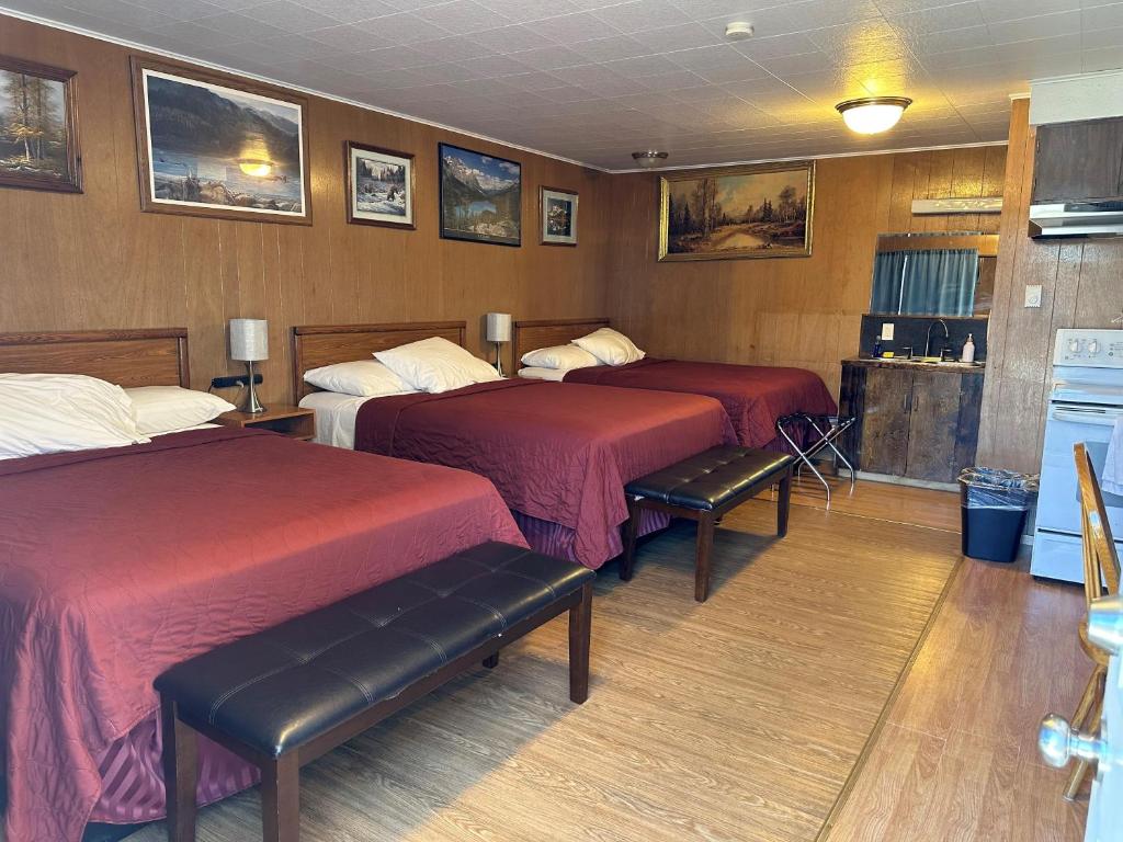 Postel nebo postele na pokoji v ubytování Angeles Motel