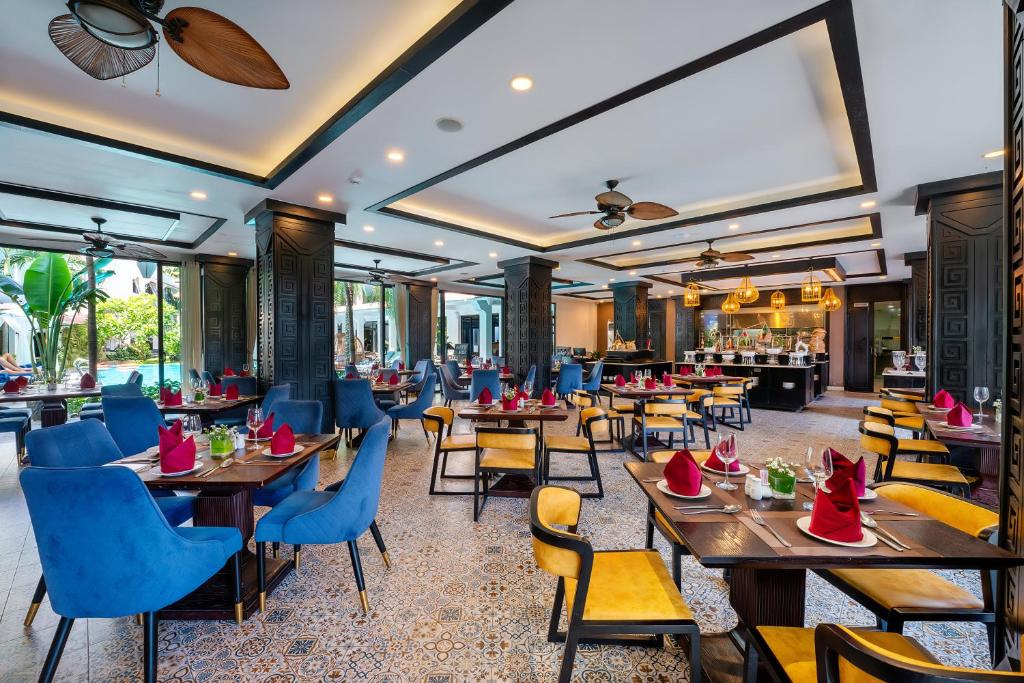 Restaurace v ubytování Hadana Boutique Resort Hoi An