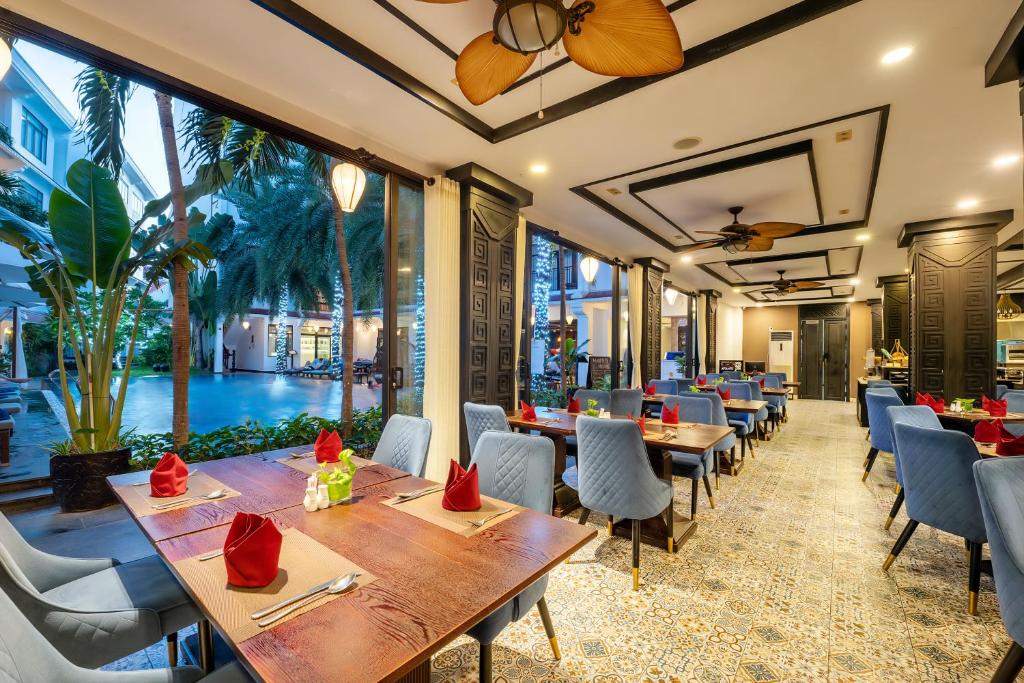 Restaurace v ubytování Hadana Boutique Resort Hoi An