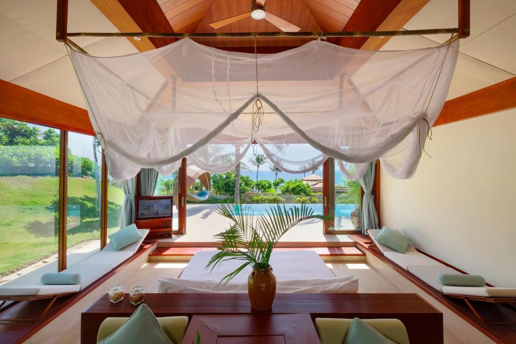 Biệt Thự 2 Phòng Ngủ Có Hồ Bơi Nhìn Ra Biển - Bao Trọn Gói Spa