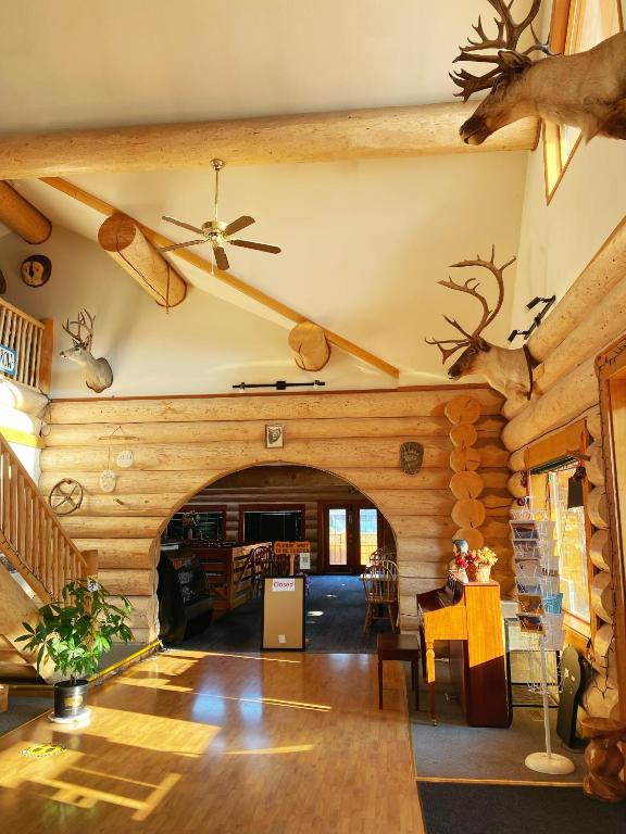 Fotografie z fotogalerie ubytování Bear's Claw Lodge v destinaci Cache Creek