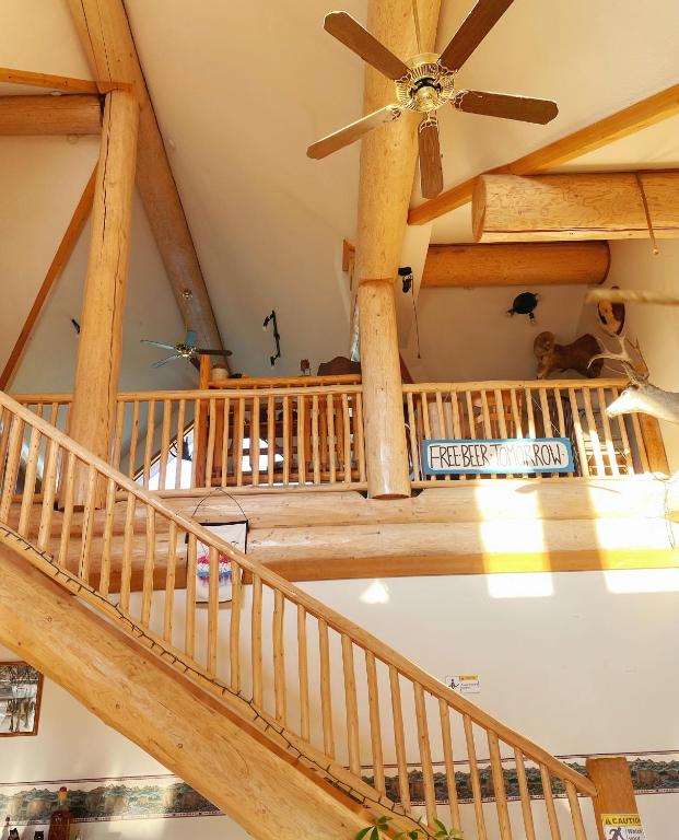 Fotografie z fotogalerie ubytování Bear's Claw Lodge v destinaci Cache Creek
