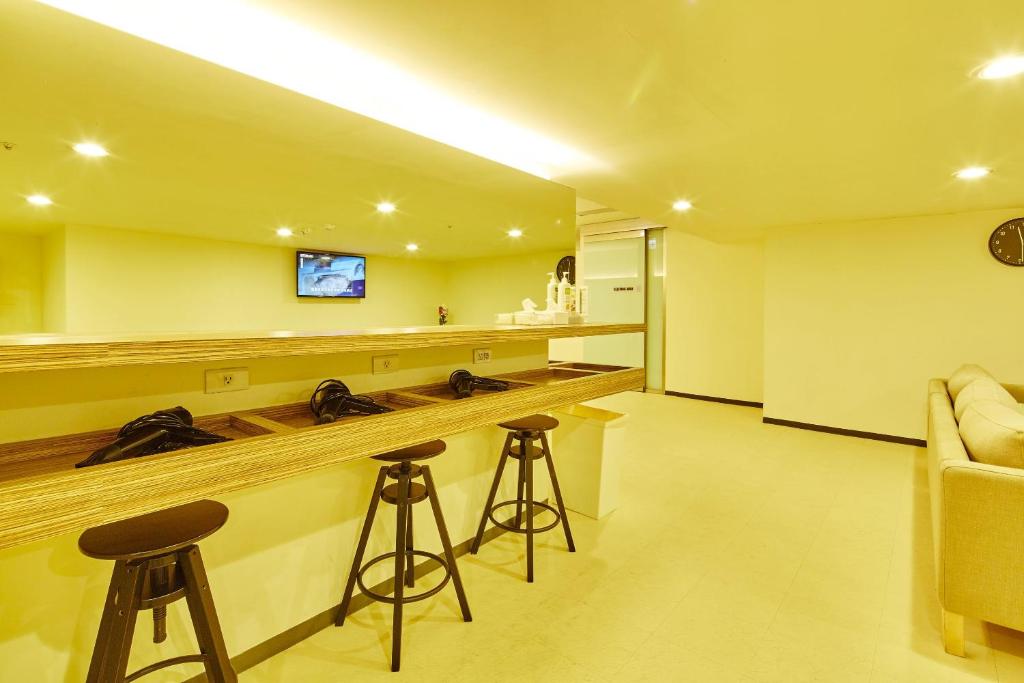 Gallery image of Single inn- KAOHSIUNG LINSEN in Kaohsiung