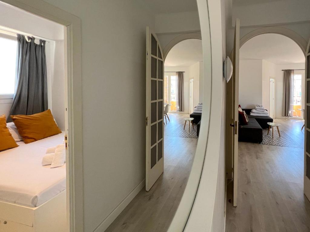 Postel nebo postele na pokoji v ubytování Stay U-nique Apartments Sèneca