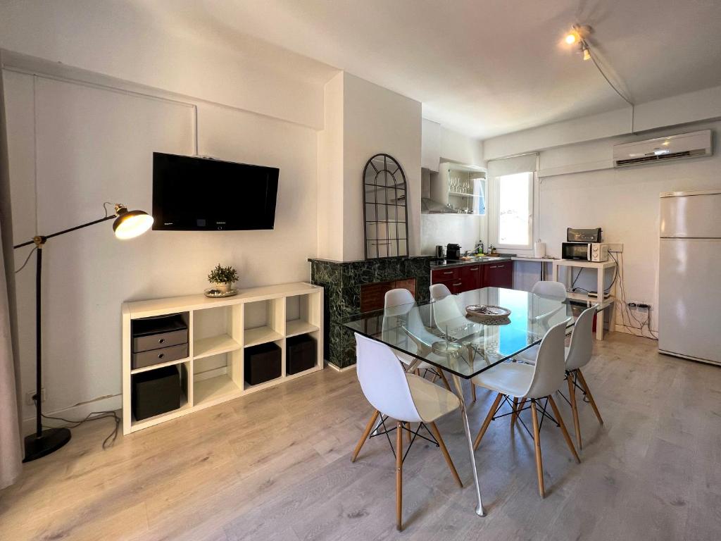 Kuchyň nebo kuchyňský kout v ubytování Stay U-nique Apartments Sèneca