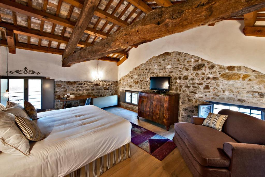 TV a/nebo společenská místnost v ubytování Castello di Buttrio