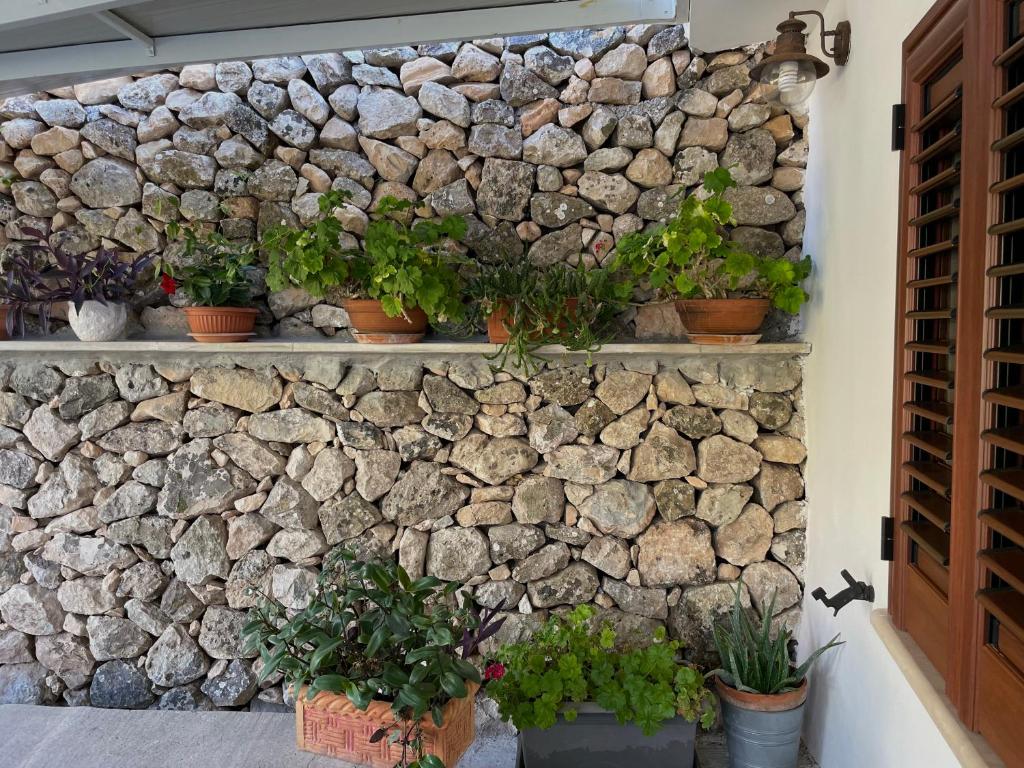 A garden outside Dimora Storica San Giovanni