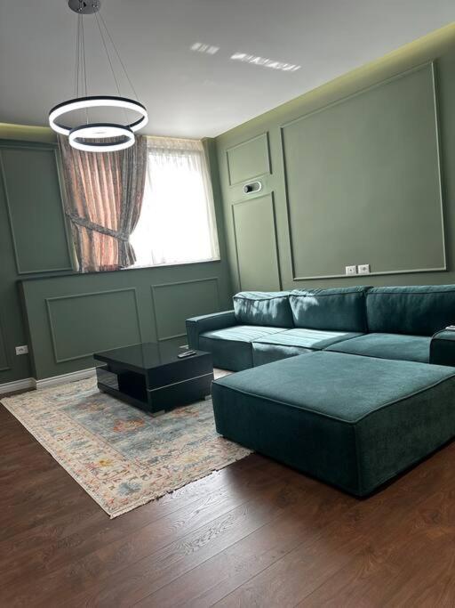 Green Apartment - Image 9