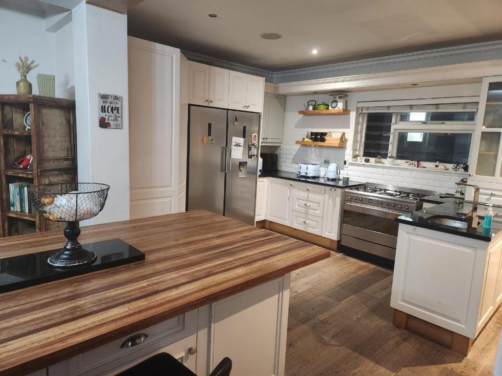 Beachway Guesthouse - Luxury Holiday Home