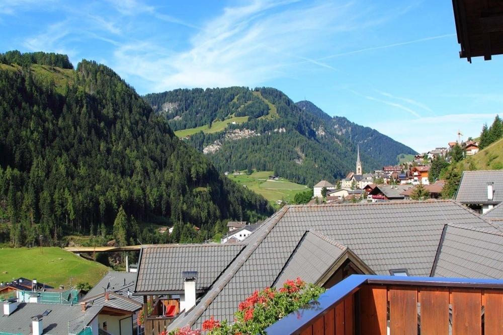 Nespecifikovaný výhled na hory nebo výhled na hory při pohledu z bed and breakfast