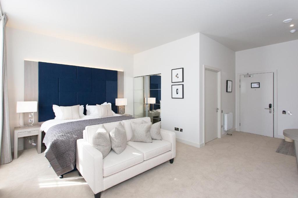 Dunalastair Hotel Suites - 