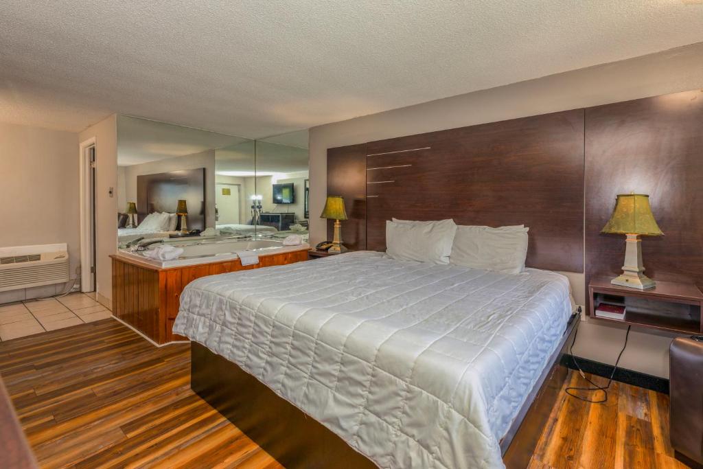 Country Town N' Suites photo