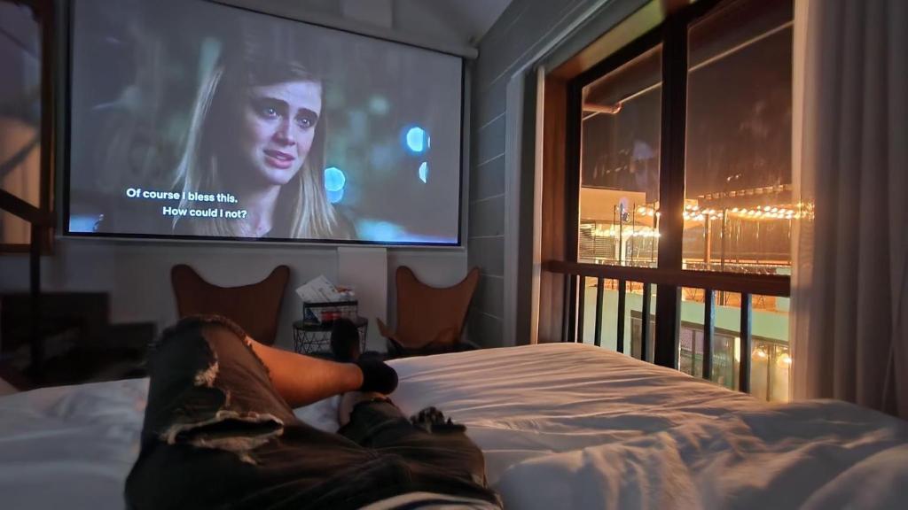 Postel nebo postele na pokoji v ubytování Urban Glamp Resort Iloilo