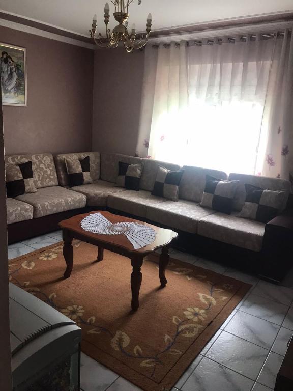 Livia Olesia Apartment - Imazhi 9