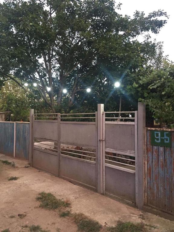 Fotografie z fotogalerie ubytování Mera Hostel v destinaci P'arts'khanaqanevi