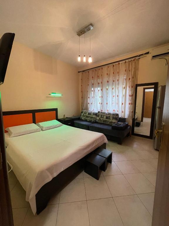 Orange Apartment - Imazhi 1