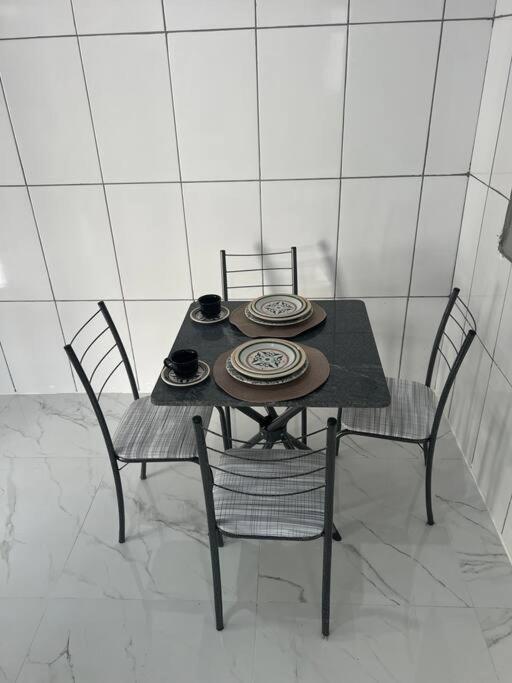 Alugo apartamento mobiliado por diária.