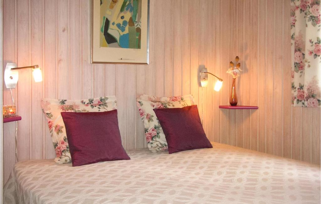 Postel nebo postele na pokoji v ubytování Holiday Home Fyrmarken Hvide Sande Iii