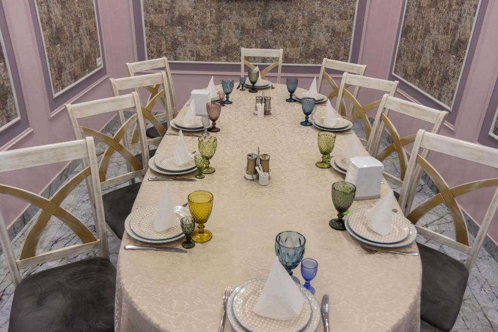 Restaurace v ubytování Parvana Hotel