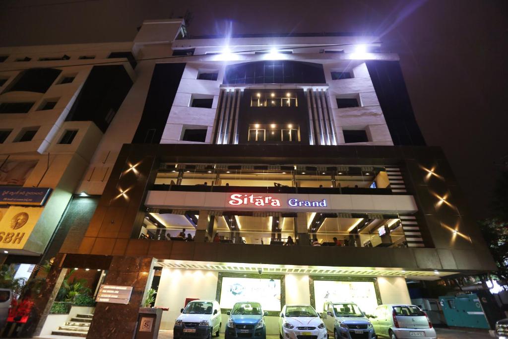 Hotel Sitara Grand Banjarahills, Hyderabad, India