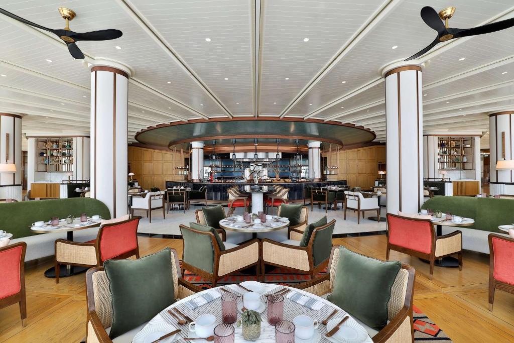 Restaurace v ubytování Waldorf Astoria Doha Lusail