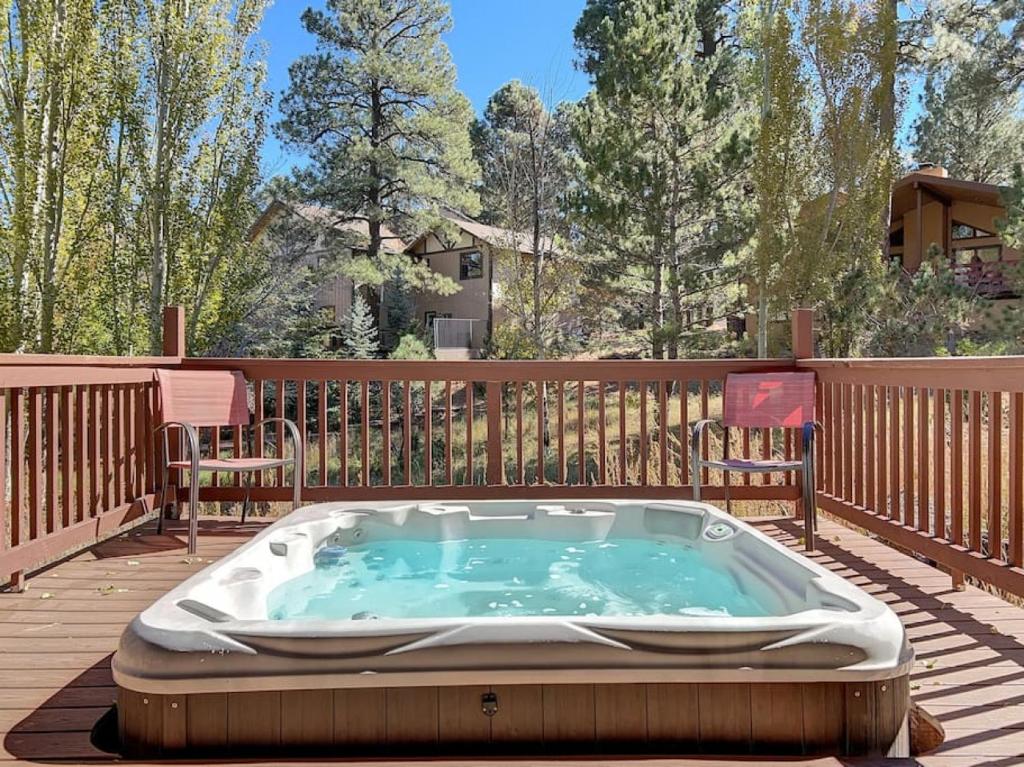 Aspen Ridge Lodge with private Hot Tub, Flagstaff (updated prices 2024)