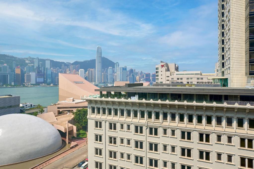 Nespecifikovaný výhled na destinaci Hongkong nebo výhled na město při pohledu z hotelu