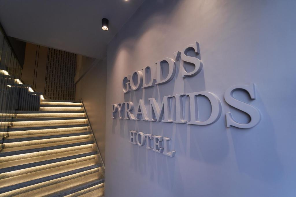 Certifikát, hodnocení, plakát nebo jiný dokument vystavený v ubytování Gold's Pyramids Hotel