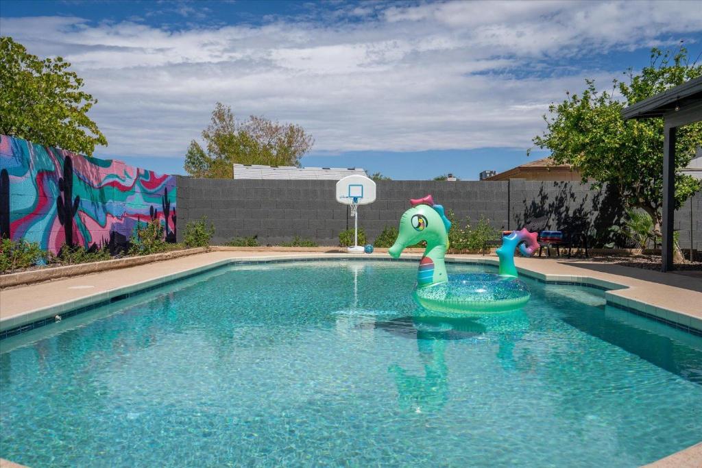 Trippy in Tempe - Housity